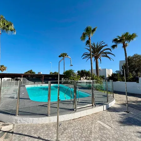 Vera House בית נופש